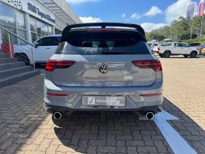 Volkswagen Golf GTI - Image 5