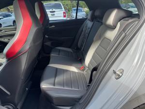 Volkswagen Golf GTI - Image 16