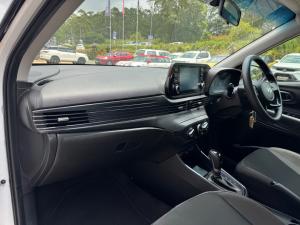 Hyundai i20 1.4 Motion auto - Image 7
