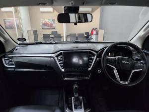 Isuzu D-MAX 3.0 Ddi LSE automatic D/C - Image 6