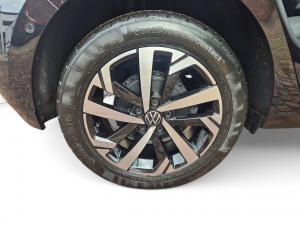 Volkswagen Polo hatch 1.0TSI Life manual - Image 15