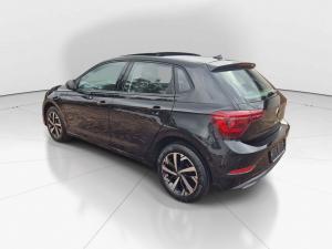 Volkswagen Polo hatch 1.0TSI Life manual - Image 5