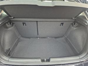 Volkswagen Polo hatch 1.0TSI Life manual - Image 9