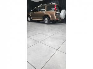 Ford Everest 3.0TDCi 4x4 XLT - Image 6