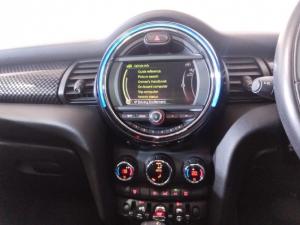 MINI Hatch Cooper S Hatch 5-door auto - Image 12