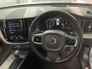 Volvo XC60 D4 AWD Inscription - Image 8