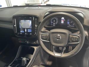 Volvo XC40 T3 R-Design auto - Image 11