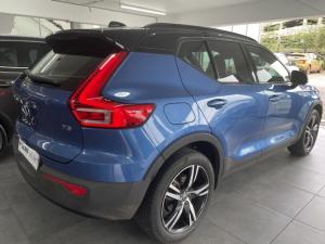 Volvo XC40 T3 R-Design auto - Image 3