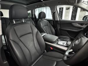 Audi Q7 45TDI quattro S line - Image 8