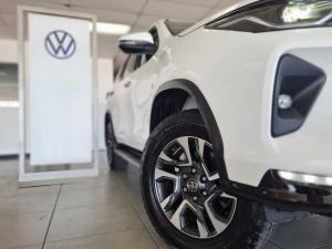 Toyota Fortuner 2.4GD-6 4x4 - Image 5