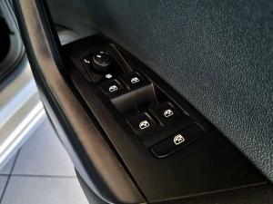 Volkswagen Polo hatch 1.0TSI - Image 32