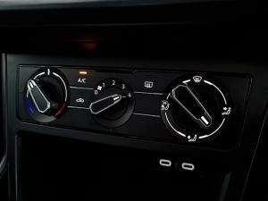 Volkswagen Polo hatch 1.0TSI - Image 6