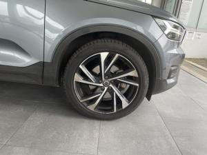 Volvo XC40 D4 AWD R-Design - Image 8