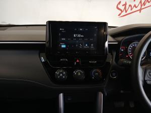 Toyota Corolla Cross 1.8 Xi - Image 15