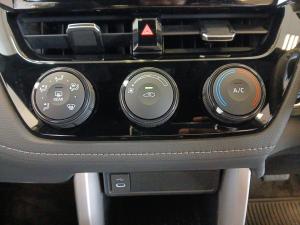 Toyota Corolla Cross 1.8 Xi - Image 16