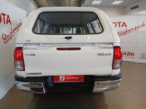 Toyota Hilux 2.4GD-6 single cab Raider manual - Image 5