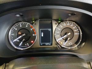 Toyota Hilux 2.4GD-6 single cab Raider manual - Image 10