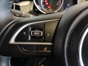 Suzuki Swift 1.2 GLX auto - Image 9