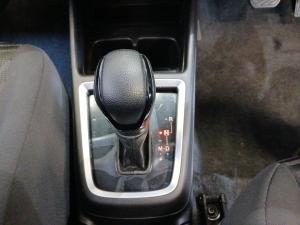 Suzuki Swift 1.2 GLX auto - Image 12