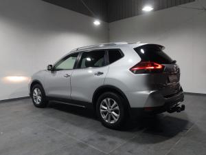 Nissan X-Trail 2.5 4x4 Acenta Tech - Image 13