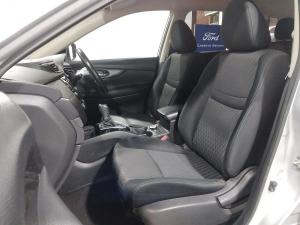 Nissan X-Trail 2.5 4x4 Acenta Tech - Image 6
