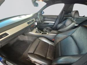 BMW 320i automatic - Image 3