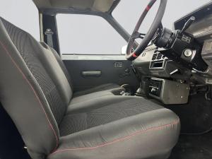 Ford Courier 1800 SWBS/C - Image 14