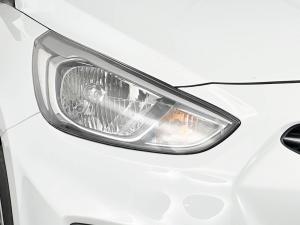 Hyundai Accent 1.6 GL/MOTION - Image 4