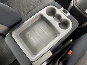 Hyundai H-1 2.5 Crdi Multicab automatic 6 Seat - Image 15