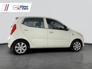 Hyundai i10 1.1 GLS/MOTION - Image 6