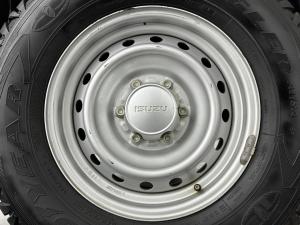 Isuzu D-MAX 250 HO HI-RIDE D/C - Image 20