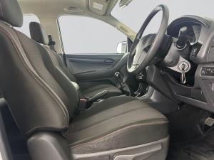 Isuzu D-MAX 250 HO HI-RIDE D/C - Image 10