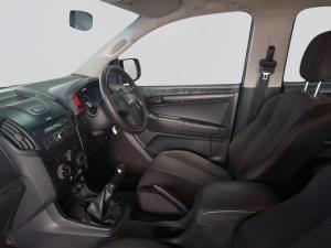 Isuzu D-MAX 250 HO HI-RIDE D/C - Image 3