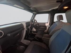 Jeep Wrangler 2.8 CRD Sahara 2-Door automatic - Image 3