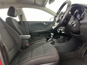 Kia RIO 1.4 EX automatic 5-Door - Image 12