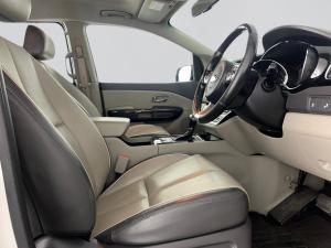 Kia Sedona 2.2D SXL automatic - Image 14