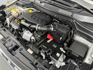 Mahindra XUV300 1.2T - Image 19