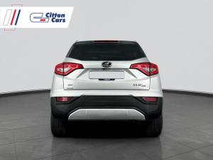 Mahindra XUV300 1.2T - Image 5