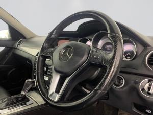Mercedes-Benz C180 BE Avantgarde automatic - Image 10