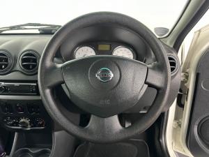 Nissan NP200 1.6 SS/C - Image 15