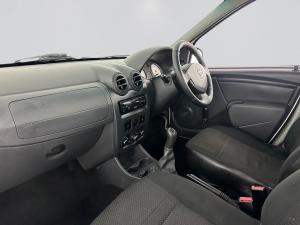 Nissan NP200 1.6 Safety PackS/C - Image 11