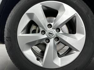 Nissan Qashqai 1.2T Visia - Image 12