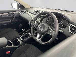 Nissan Qashqai 1.2T Visia - Image 13