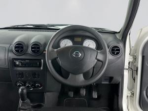 Nissan NP200 1.6 Safety PackS/C - Image 11