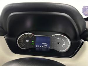 Nissan Magnite 1.0 Visia AMT - Image 9