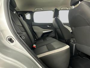 Nissan Magnite 1.0 Visia AMT - Image 17