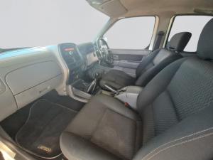 Nissan Hardbody NP300 2.5 TDi HI-RIDERD/C - Image 3