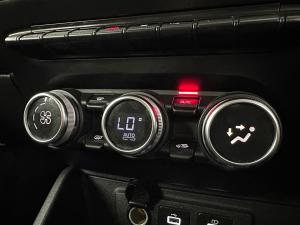 Renault Duster 1.5 DCI ZEN EDC - Image 8