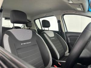 Renault Sandero 900T Stepway Expression - Image 20