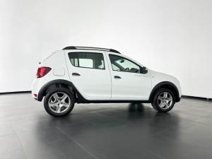 Renault Sandero 900T Stepway Expression - Image 3